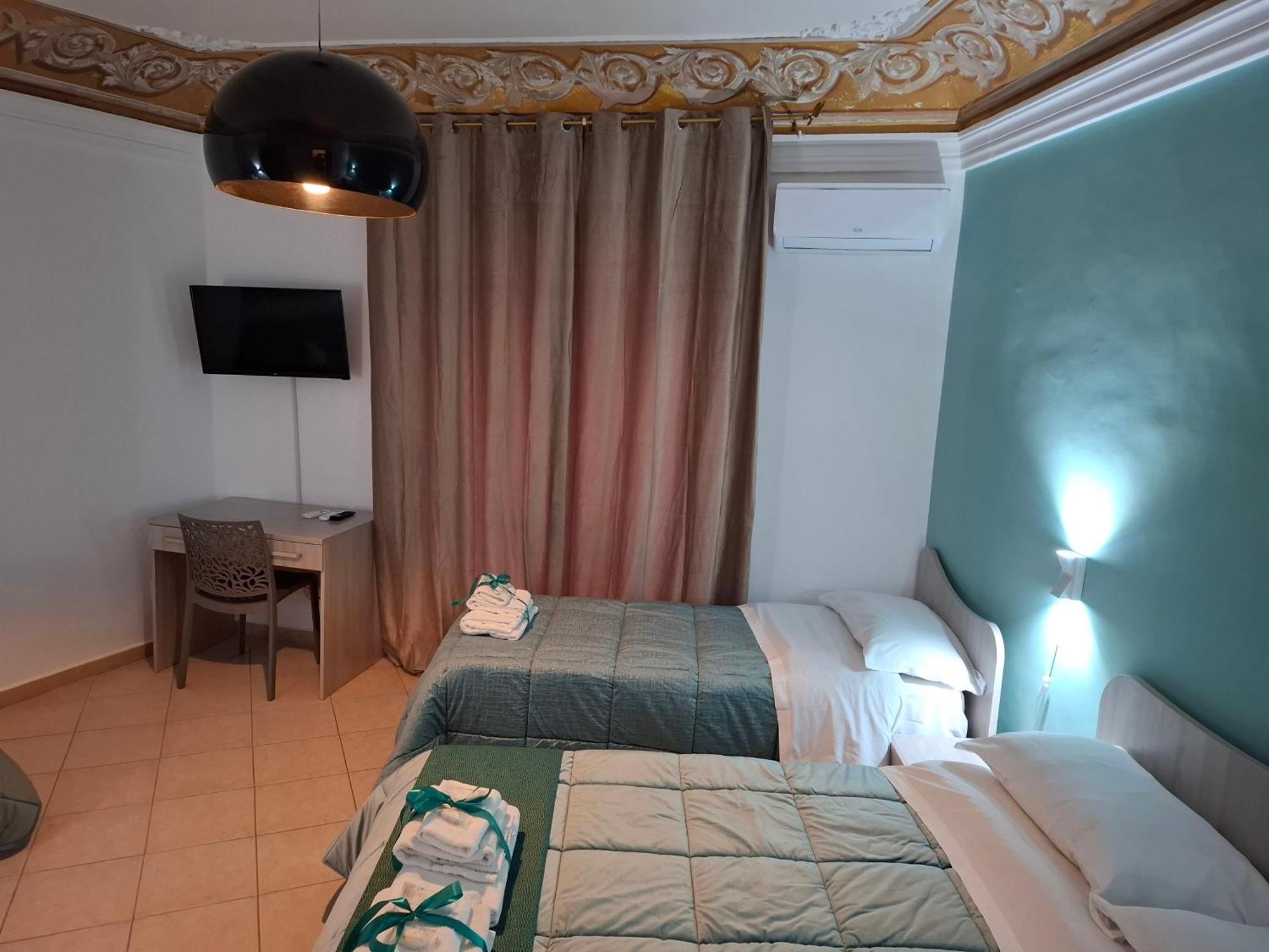 B&B Le Lumie "Il Cortiletto Del Centro" Agrigento Exterior photo