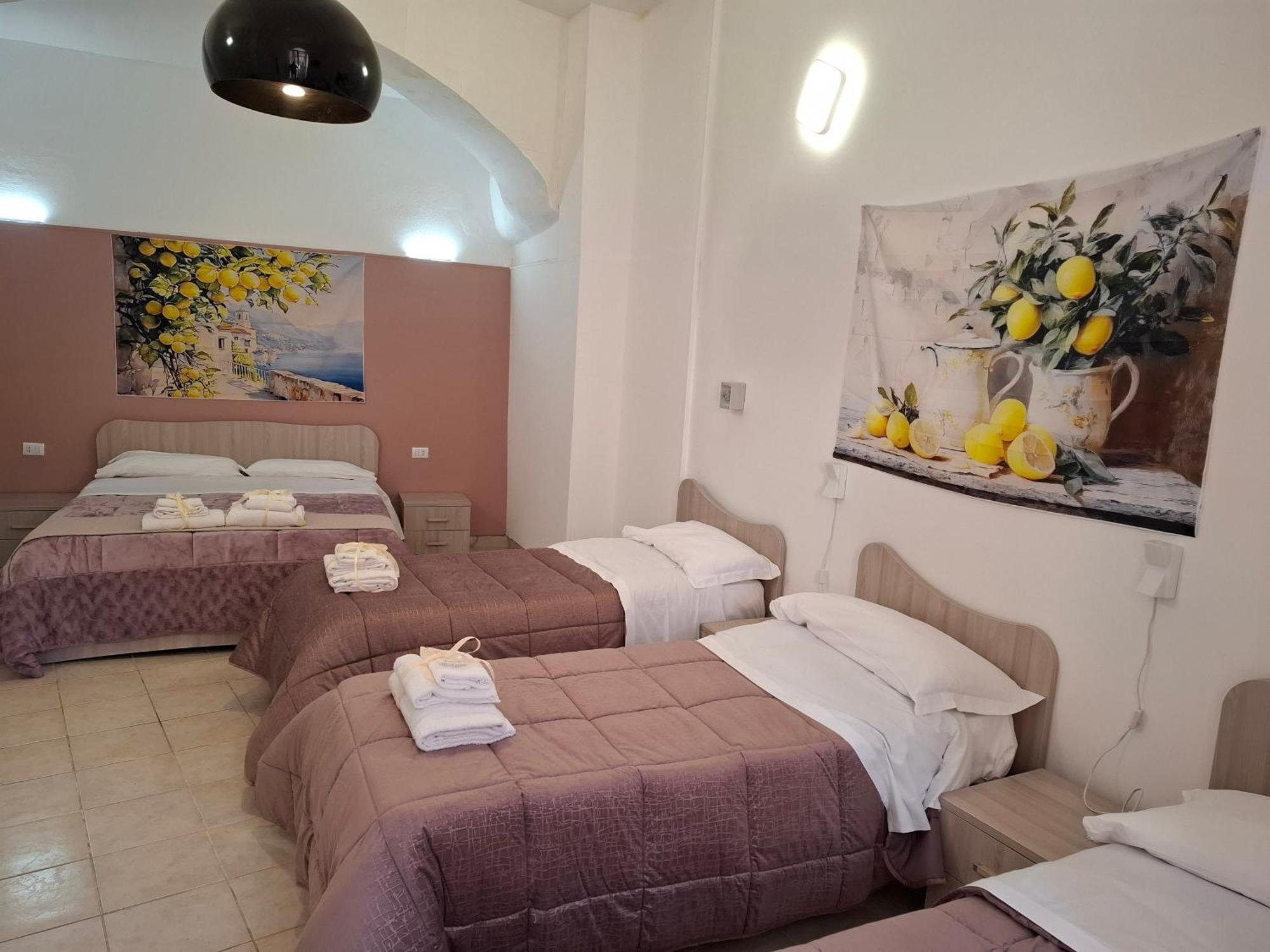 B&B Le Lumie "Il Cortiletto Del Centro" Agrigento Exterior photo